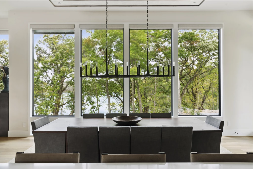 DiningRoom-Window.jpg